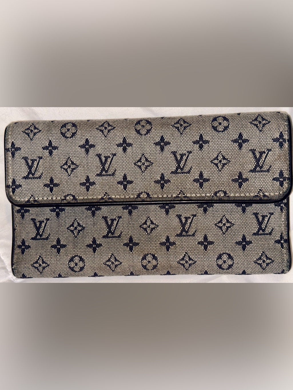 Louis Vuitton Mini Lin Porte Tresor International Wallet. Navy & Khaki. Euc.